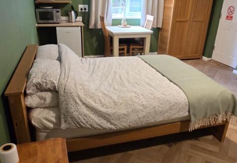 Nantgarw Apartment | walnut hall