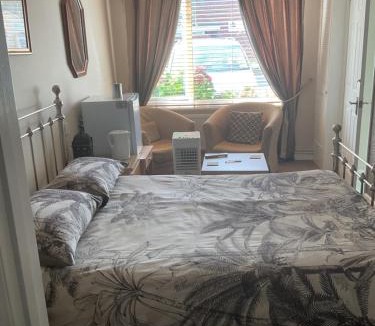Warwick Bed & Breakfast | Warwick Home From Home