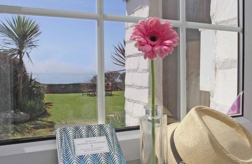 Downderry House | Watchtower