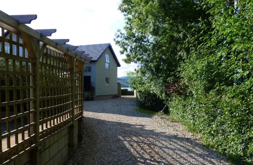 Strachur Bed & Breakfast | Waterside Cottage