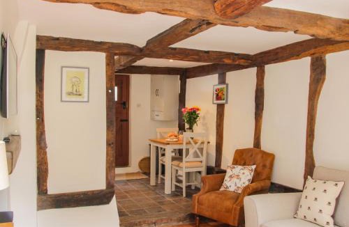 Malpas House | Wattle Cottage