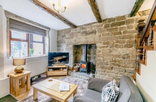 Heptonstall House | Weavers Cottage
