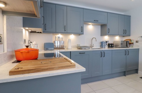 Littleport Cottage | Wellington Cottage
