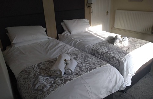 Howden Hotel | Wellington Hotel