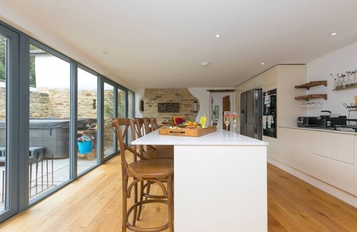Newquay House | Wesley Barn, Cubert, Cornwall.