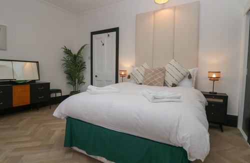 Morecambe Cottage | West End Bay
