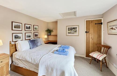 Luxborough House | Westcott Cross Cottage Luxborough