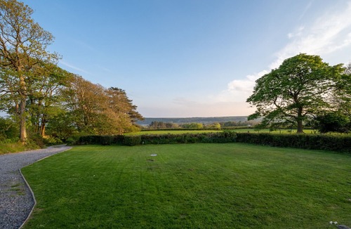 Crynant House | Westfields - Three Bedroom House, Sleeps 6