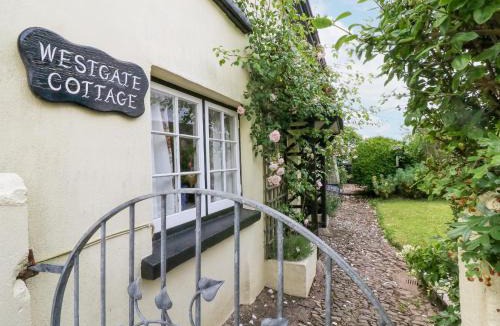 Worlington House | Westgate Cottage