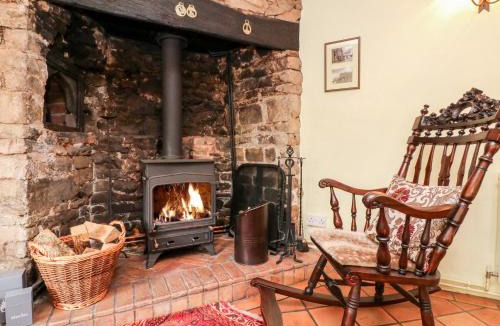 Worlington House | Westgate Cottage