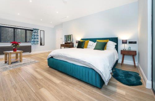 Ashtead House | Westleigh