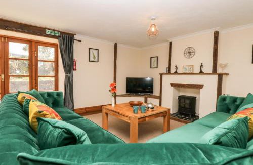 Stenalees House | Wheal ProsperThe West Dry