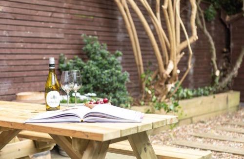 Whitstable House | White Cottage
