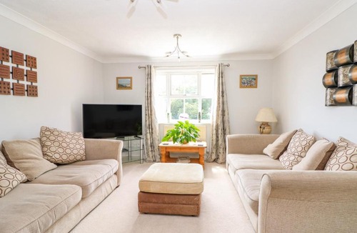Hastings House | White Rock View