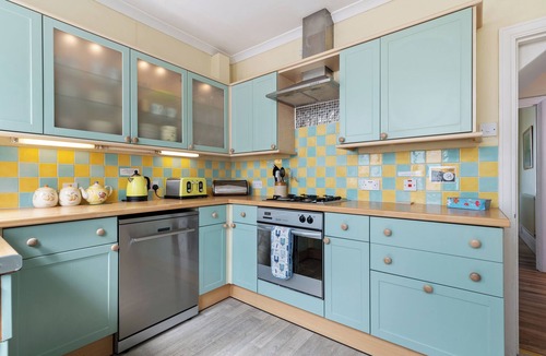 Saundersfoot Cottage | White Sails - Beach and Harbour Views