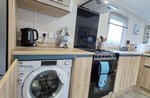 Seasalter House | Whitstable Neptune - Alberta Holiday Park
