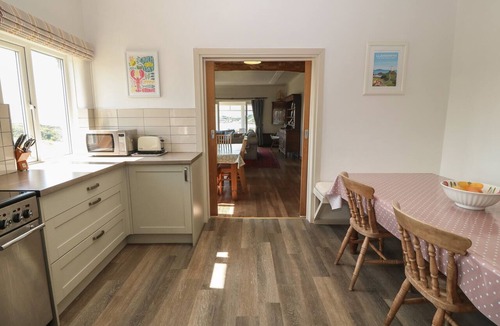 Caergeiliog Cottage | Wig Carna