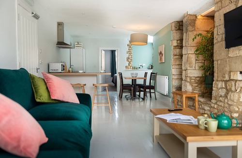 Nailsworth Hotel | Wild Garlic Rooms