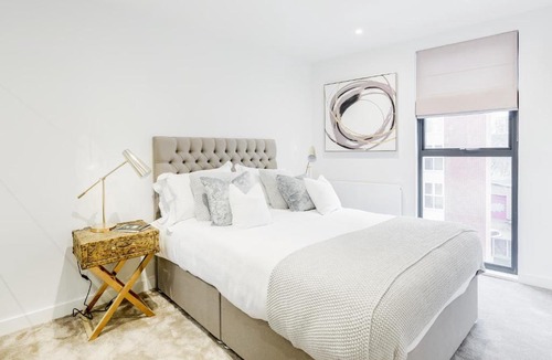 Bermondsey Apartment | Wild Roses Serviced Apartments - Bermondsey