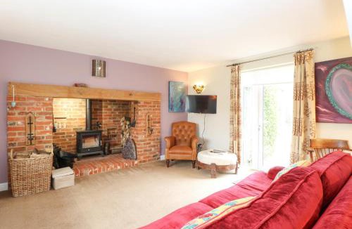 Hickling House | Willow Cottage