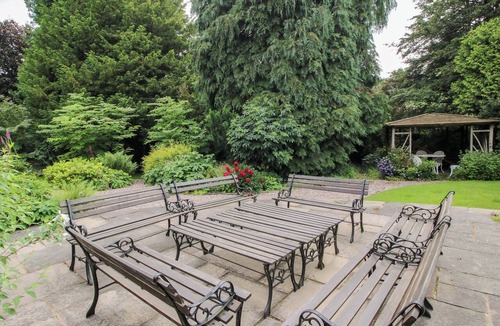 Lydbury North Cottage | WILLOW COTTAGE, romantic, with a garden in Lydbury North