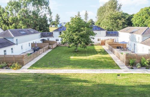 Saltash House | Willow Cottage - Uk38484