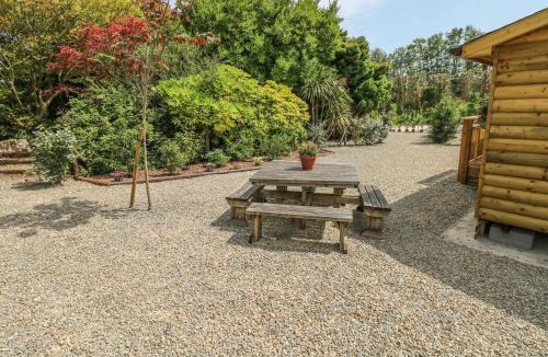 St. Florence House | Willow Lodge