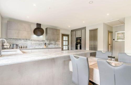 Blackburn House | Willows Cottage