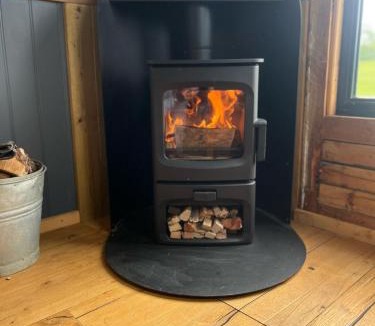 Chippenham Other | Wiltshire Weavers Hut