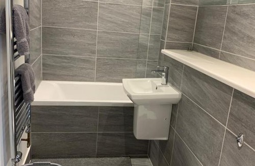 Trinity Apartment | Wimbledon Flat