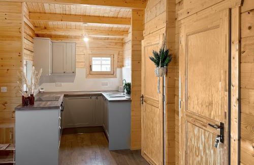 Gosforth House | Wind Hall Log Cabin
