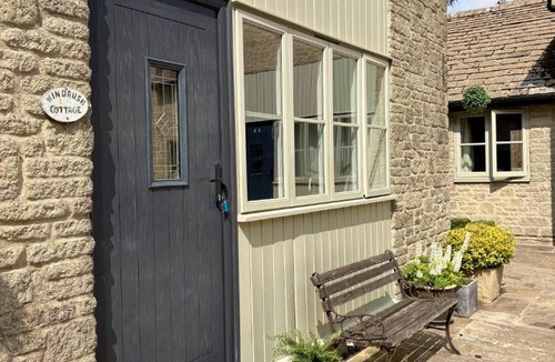 Coberley House | Windrush Cottage, Seven Springs Cottages