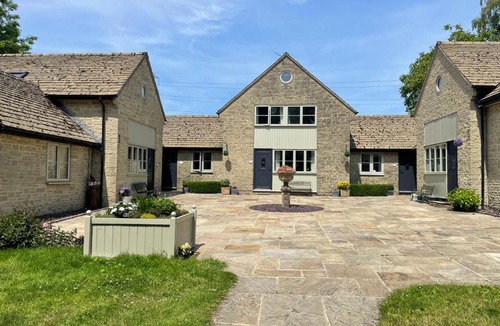 Coberley House | Windrush Cottage, Seven Springs Cottages