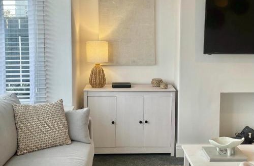 Amble House | Windsor Cottage