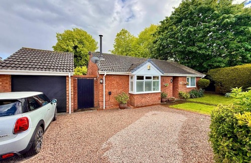 Lincoln House | Wolsey Way sleeps 5