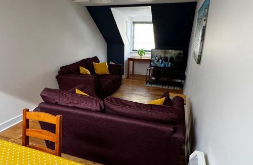 Worthing Apartment | Wonderful Worthing Beach Walk Flat