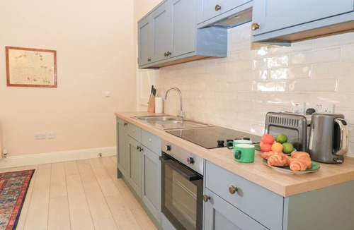 Cheltenham Cottage | WOODCOCK STUDIO, pet friendly, with a garden in Andoversford
