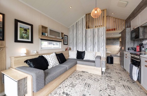 West Malling Cabin | Woods Meadow Glamping