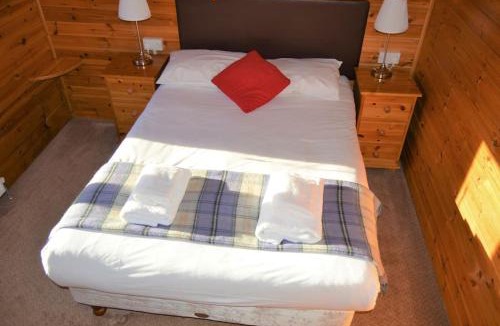 Holmrook Ski Chalet | Woolpack Lodge