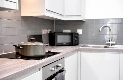 Leicester City Centre Apartment | Work-Friendly 1-Bed Leicester