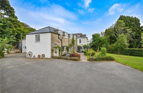 Lanreath House | Wykeham Coach House