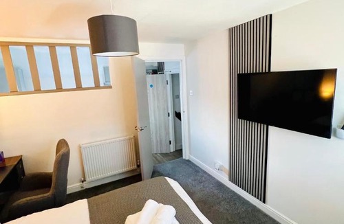 Worcester Apartment | Yastayzzz at Studio 4 Bransford Rd