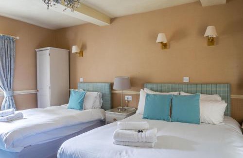 Welsh Frankton Bed & Breakfast | Ye Old Boote Inn