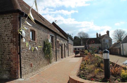 Lewes Hostel | YHA South Downs