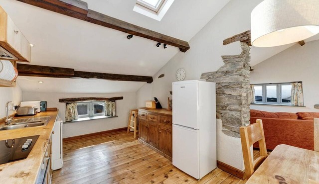 1 Bed in Ambleside (oc-lr175)