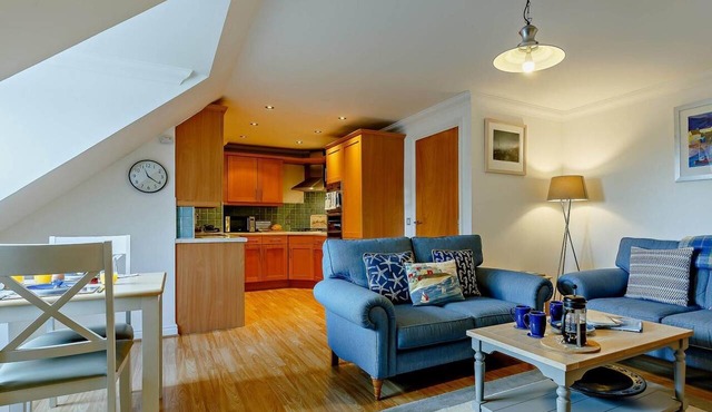 1 Bed in Carlyon Bay (oc-00293)