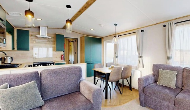 1 bedroom accommodation in Crowle