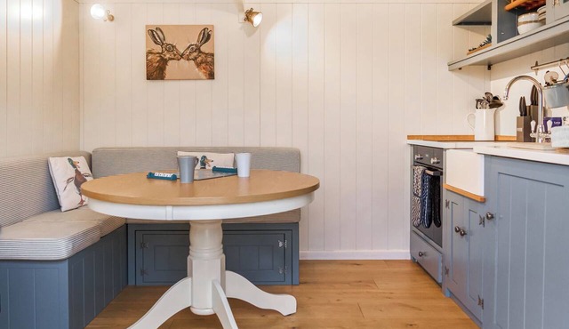 1 bedroom accommodation in Landford, Nr Salisbury in Romsey