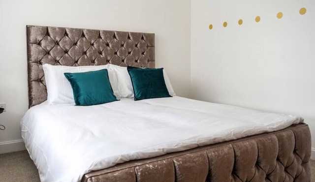 1 Bedroom Apt Leamington Spa Hosted By Golden Key