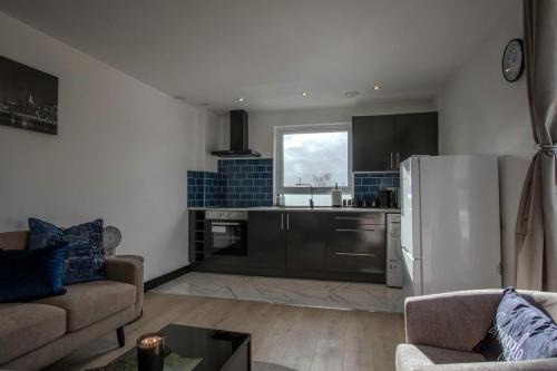 #175 Chaplin House - Modern Stay - Sleeps 3